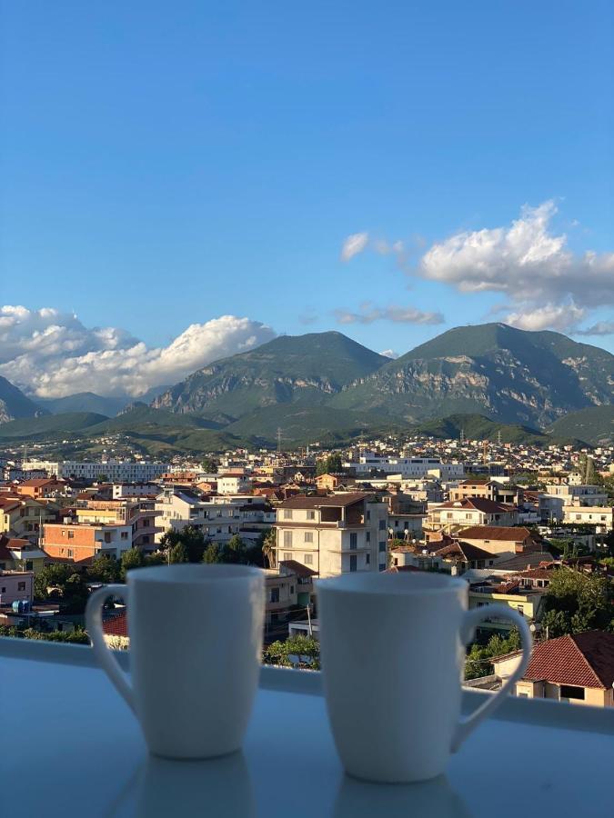 Luxury Rooftop 23 Panzió Tirana Kültér fotó